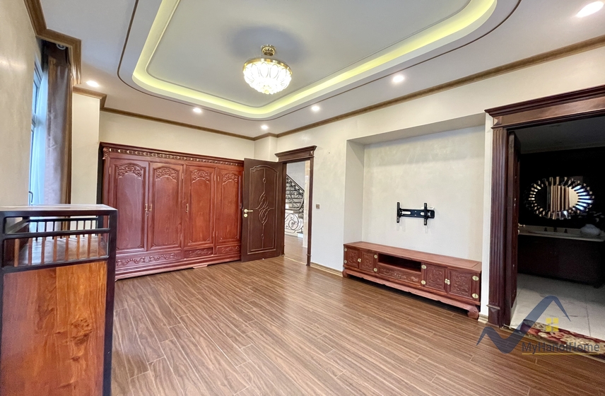 Cho thuê biệt thự Vinhomes Harmony có thang máy 3PN 7