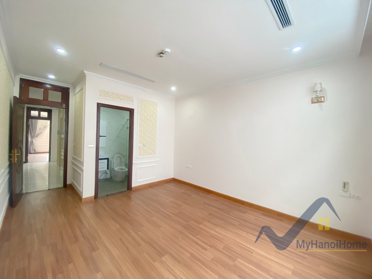 Cho thuê biệt thự Vinhomes Harmony song lập có thang máy 12
