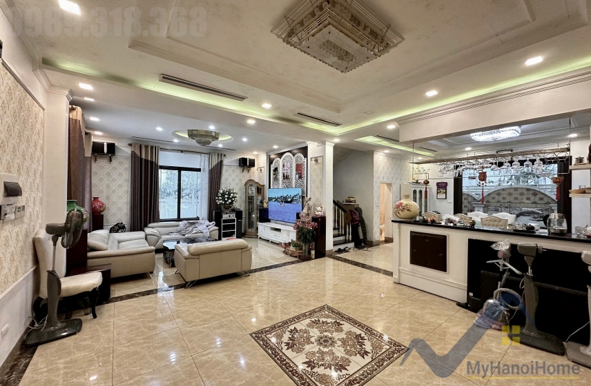 Cho thuê biệt thự Vinhomes Riverside 4 phòng ngủ khép kín 1