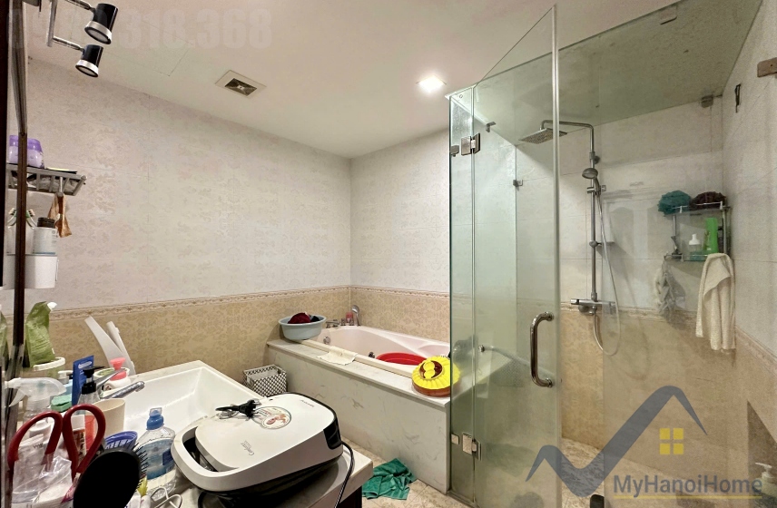 Cho thuê biệt thự Vinhomes Riverside 4 phòng ngủ khép kín 11