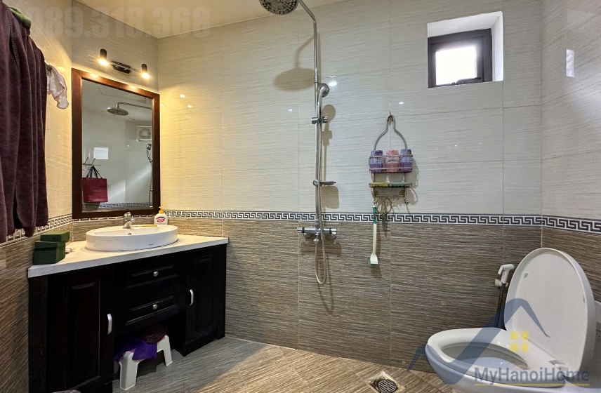Cho thuê biệt thự Vinhomes Riverside 4 phòng ngủ khép kín 13