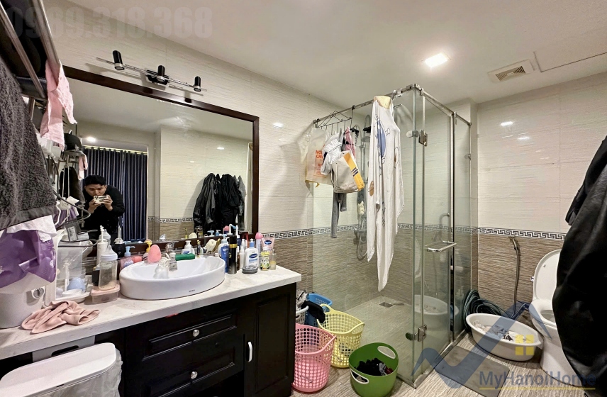 Cho thuê biệt thự Vinhomes Riverside 4 phòng ngủ khép kín 16