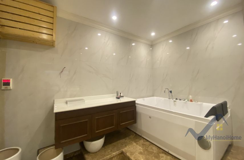 Cho thuê biệt thự Vinhomes Riverside căn song lập 11