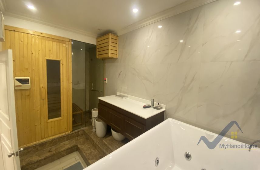 Cho thuê biệt thự Vinhomes Riverside căn song lập 12