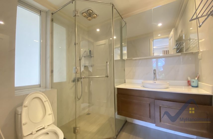 Cho thuê biệt thự Vinhomes Riverside căn song lập 26