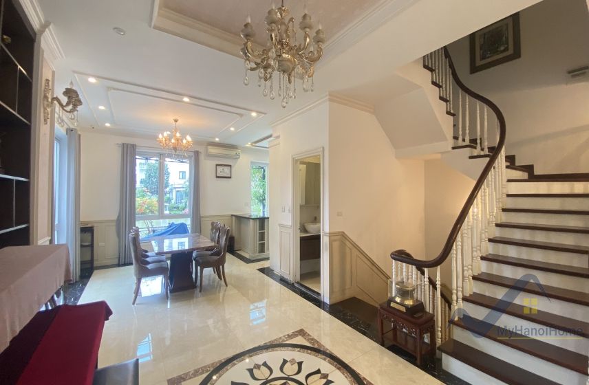 Cho thuê biệt thự Vinhomes Riverside căn song lập 4
