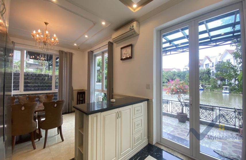 Cho thuê biệt thự Vinhomes Riverside căn song lập 7