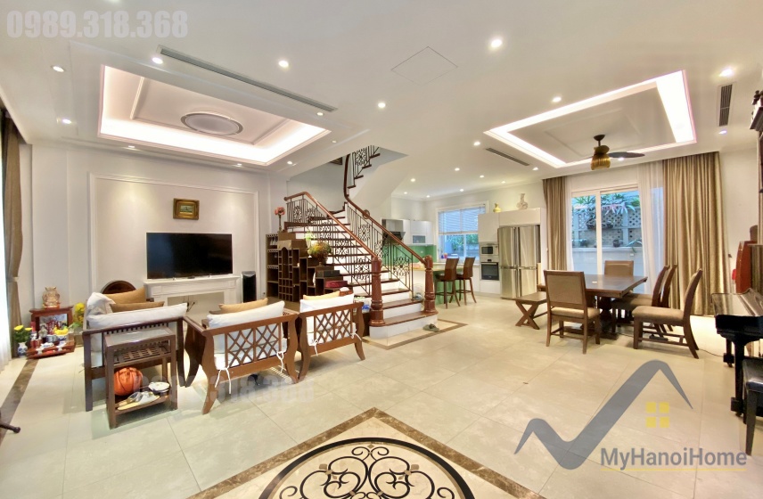 Cho thuê biệt thự Vinhomes Riverside full nội thất Đông Dương 1