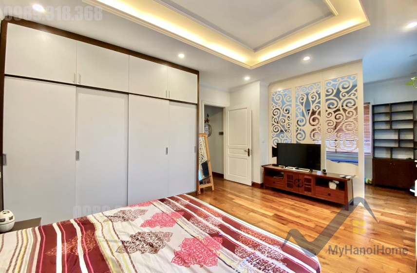 Cho thuê biệt thự Vinhomes Riverside full nội thất Đông Dương 10