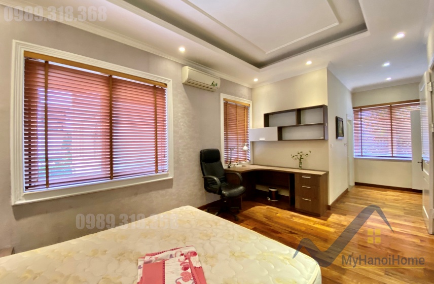 Cho thuê biệt thự Vinhomes Riverside full nội thất Đông Dương 14
