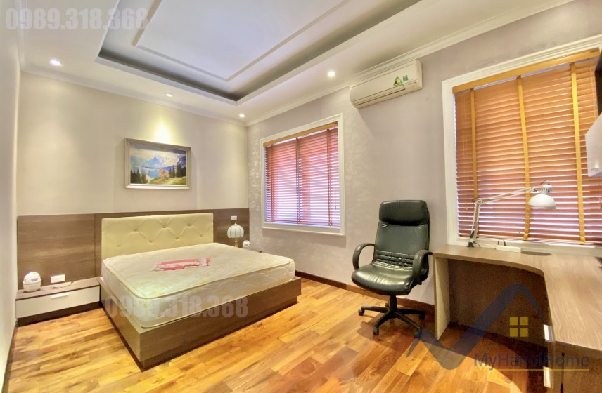 Cho thuê biệt thự Vinhomes Riverside full nội thất Đông Dương 15