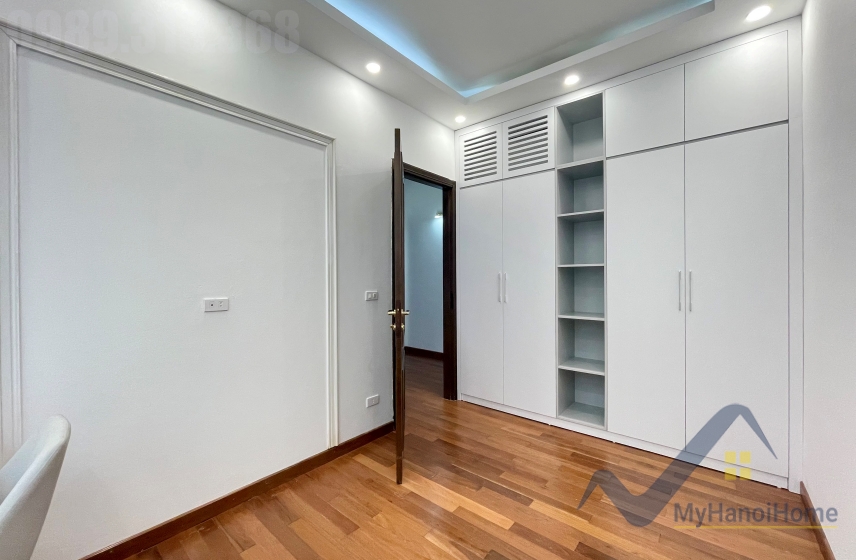 Cho thuê biệt thự Vinhomes Riverside full nội thất gần công viên 18
