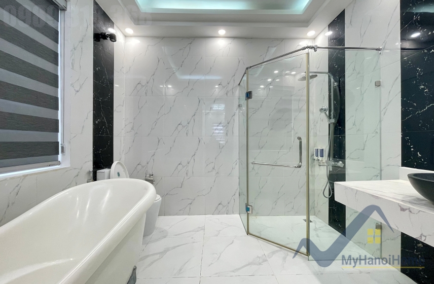 Cho thuê biệt thự Vinhomes Riverside full nội thất gần công viên 8