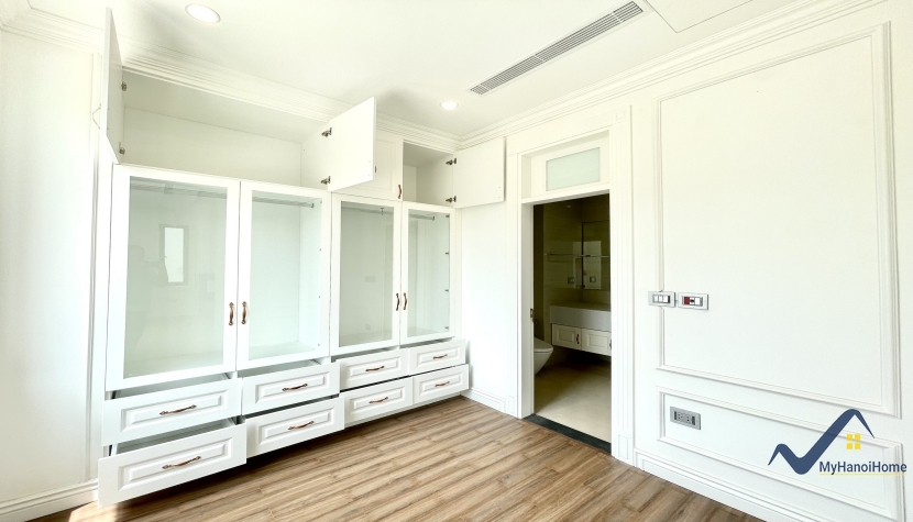 Cho thuê biệt thự Vinhomes Riverside Hoa Lan 4 phòng ngủ 14