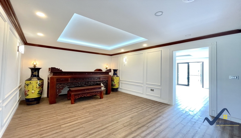 Cho thuê biệt thự Vinhomes Riverside Hoa Lan 4 phòng ngủ 17