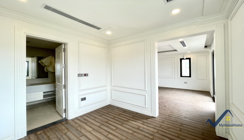 Cho thuê biệt thự Vinhomes Riverside Hoa Lan 4 phòng ngủ 20