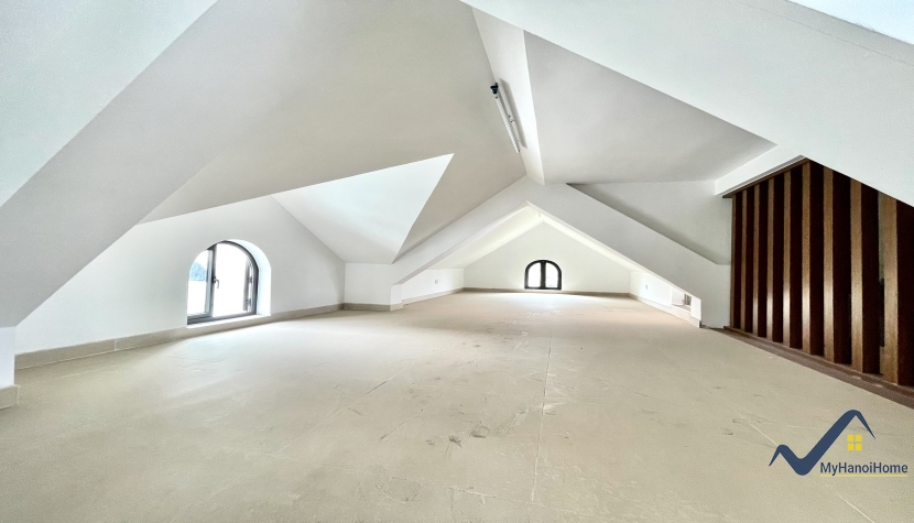 Cho thuê biệt thự Vinhomes Riverside Hoa Lan 4 phòng ngủ 26