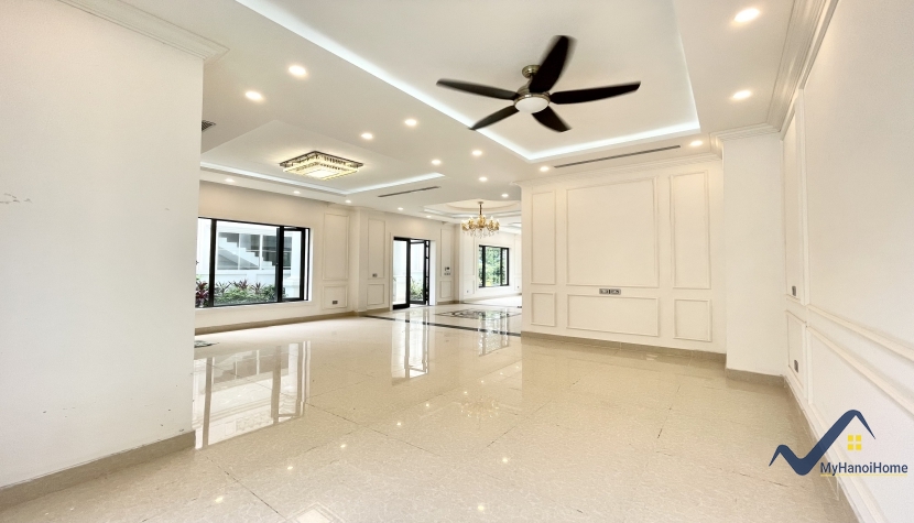 Cho thuê biệt thự Vinhomes Riverside Hoa Lan 4 phòng ngủ 3