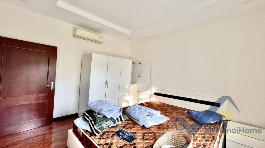 Cho thuê biệt thự Vinhomes Riverside khu Hoa Sữa full đồ 14