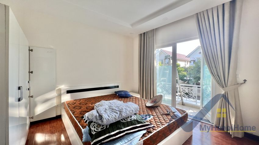 Cho thuê biệt thự Vinhomes Riverside khu Hoa Sữa full đồ 15