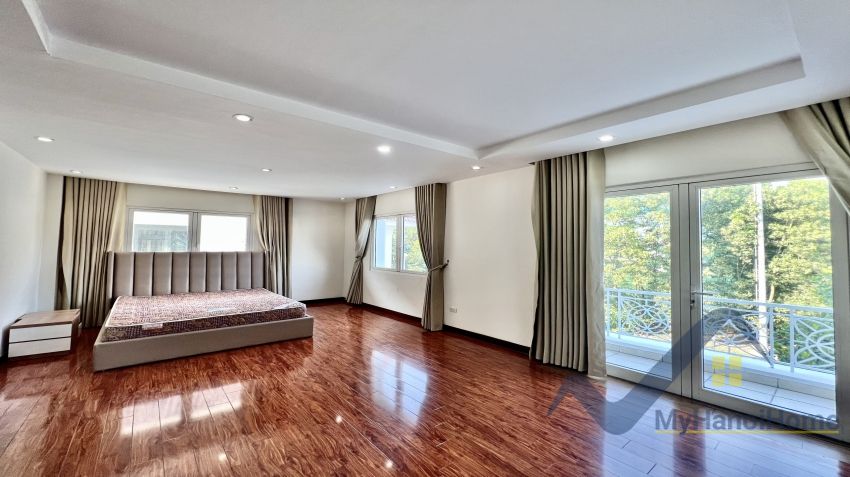 Cho thuê biệt thự Vinhomes Riverside khu Hoa Sữa full đồ 17