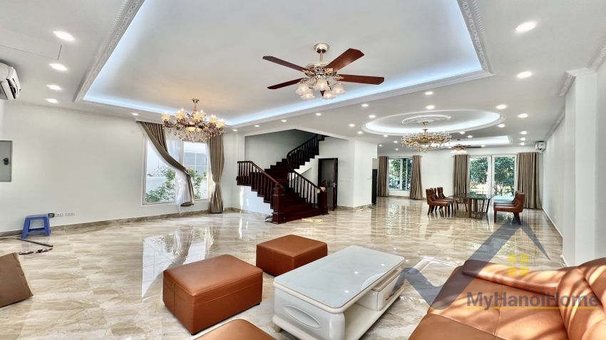 Cho thuê biệt thự Vinhomes Riverside khu Hoa Sữa full đồ 2