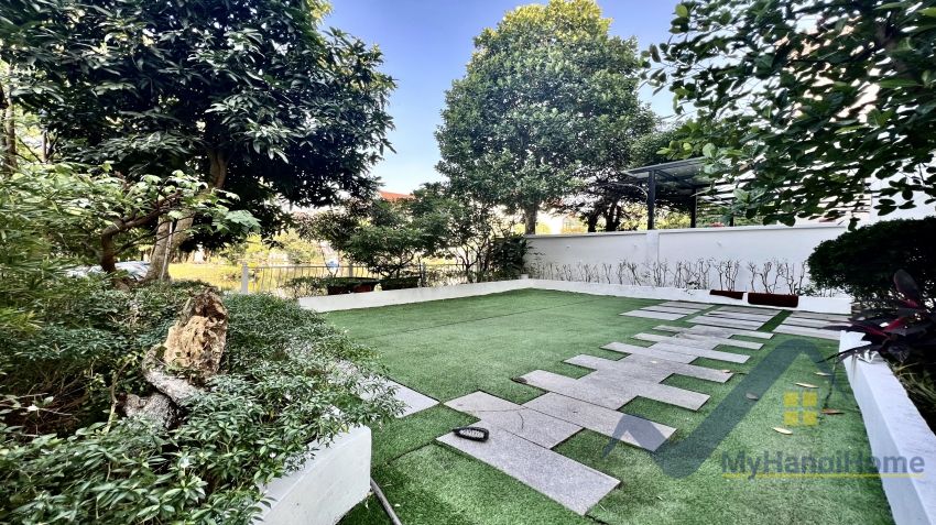 Cho thuê biệt thự Vinhomes Riverside khu Hoa Sữa full đồ 7