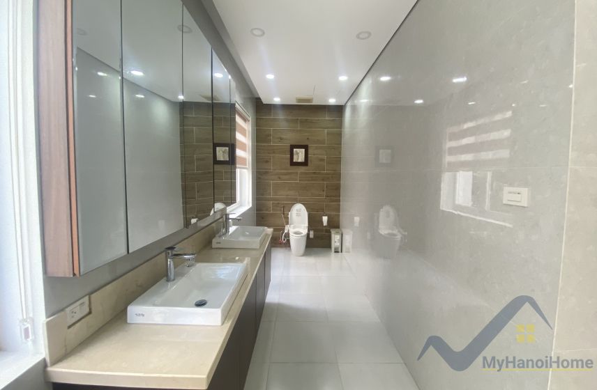 Cho thuê biệt thự Vinhomes Riverside nội thất hiện đại 10