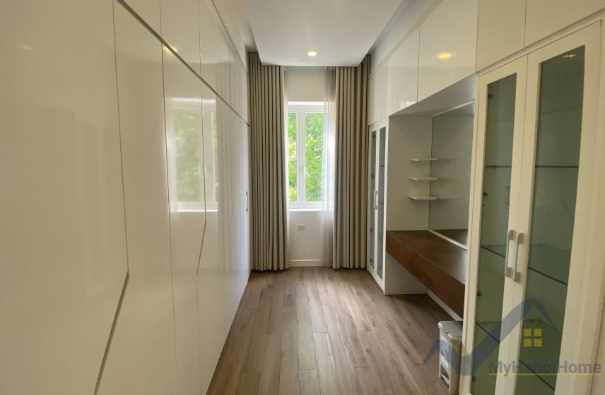 Cho thuê biệt thự Vinhomes Riverside nội thất hiện đại 9