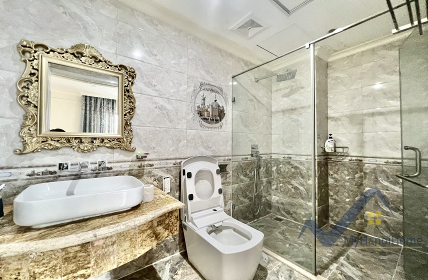 Cho thuê biệt thự Vinhomes Riverside nội thất tân cổ điển 16