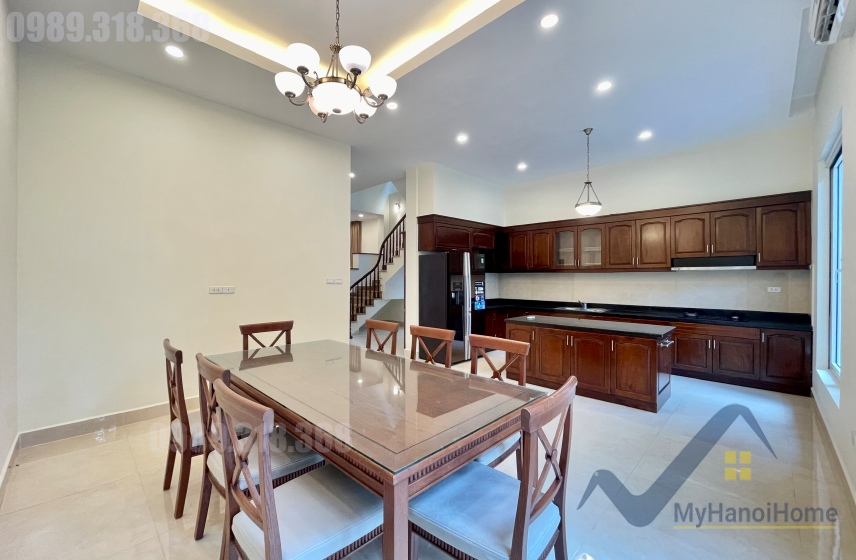Cho thuê biệt thự Vinhomes Riverside, song lập full nội thất 5