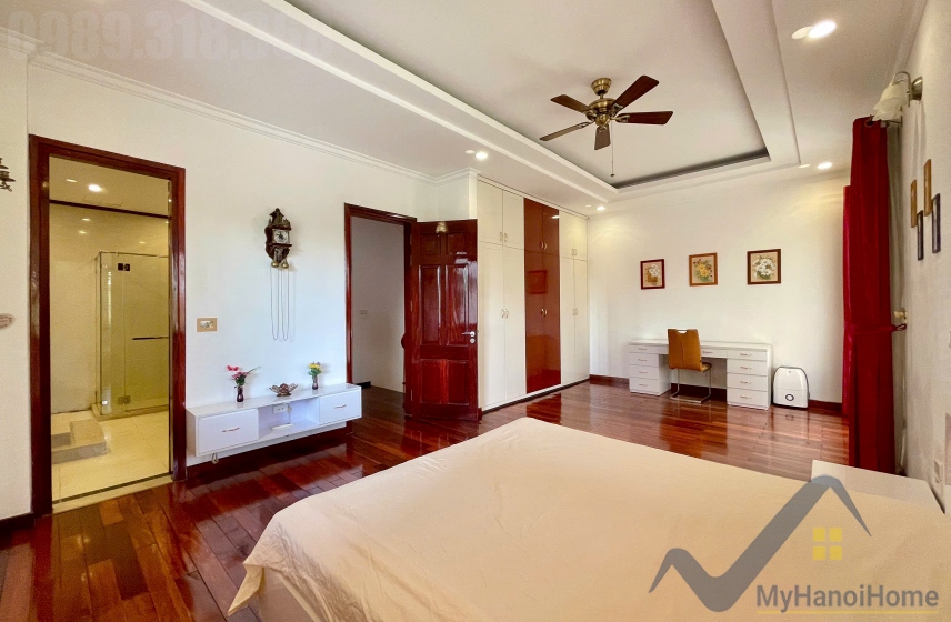 Cho thuê biệt thự Vinhomes Riverside trang bị full nội thất 4pn 12