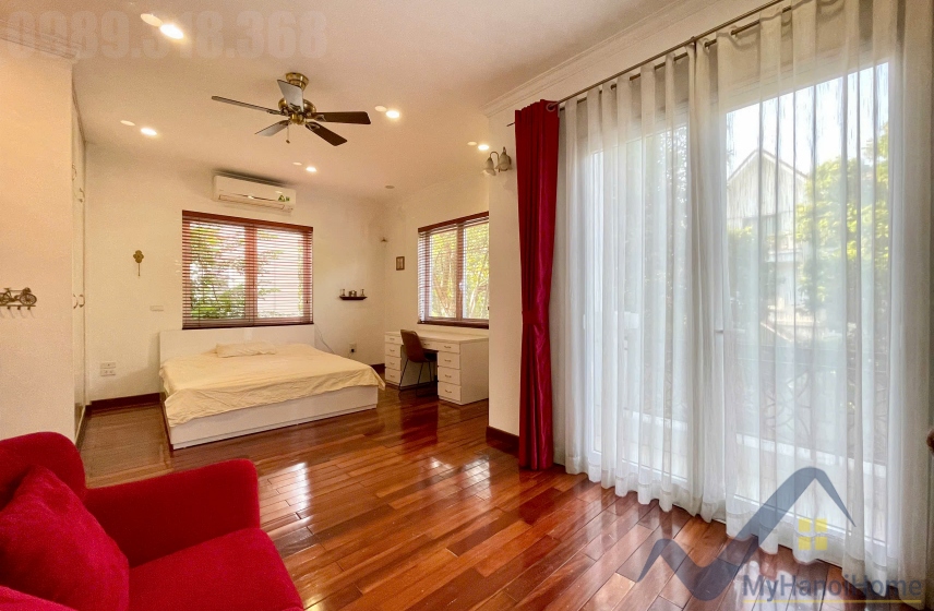 Cho thuê biệt thự Vinhomes Riverside trang bị full nội thất 4pn 14