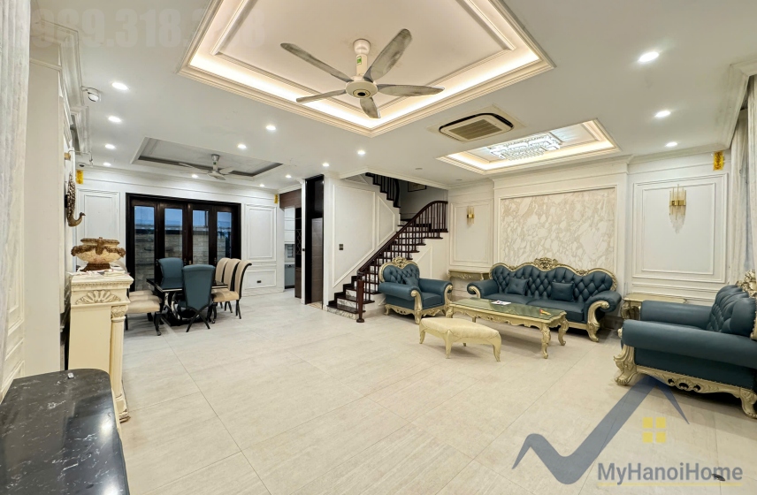 Cho thuê biệt thự Vinhomes Riverside trang bị full nội thất 1