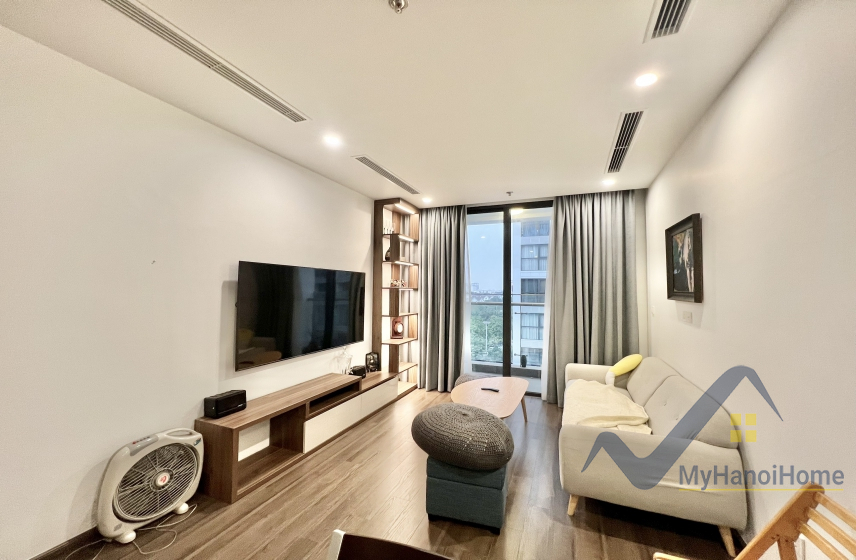 Cho thuê căn hộ 2PN 2WC chung cư Vinhomes Symphony full 1
