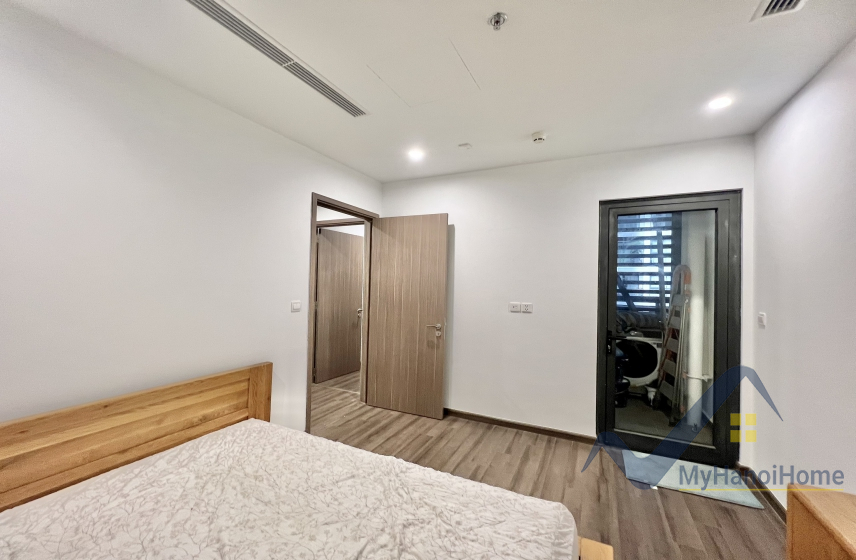 Cho thuê căn hộ 2PN 2WC chung cư Vinhomes Symphony full 10