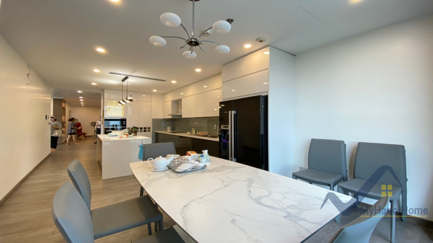 Cho thuê căn hộ 2PN 2WC tại Symphony căn hộ đập thông 5