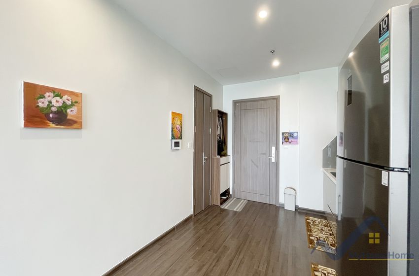 Cho thuê căn hộ 2PN 2WC tại Vinhomes Symphony Riverside 5