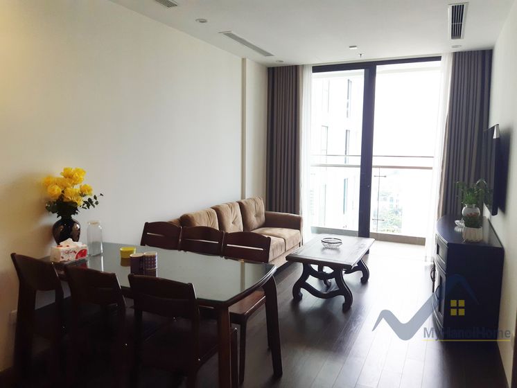 Cho thuê căn hộ 2PN 2WC Vinhomes Symphony Long Biên 1