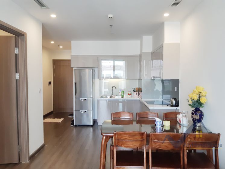 Cho thuê căn hộ 2PN 2WC Vinhomes Symphony Long Biên 5