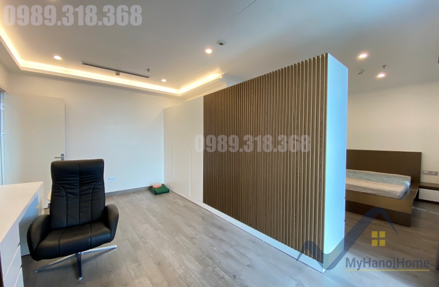 Cho thuê căn hộ 2PN đập thông Symphony diện tích 140m2 12