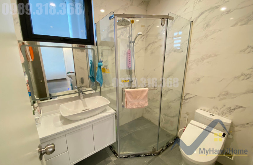 Cho thuê căn hộ 2PN đập thông Symphony diện tích 140m2 14