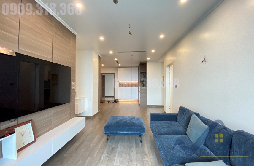 Cho thuê căn hộ 2PN đập thông Symphony diện tích 140m2 5