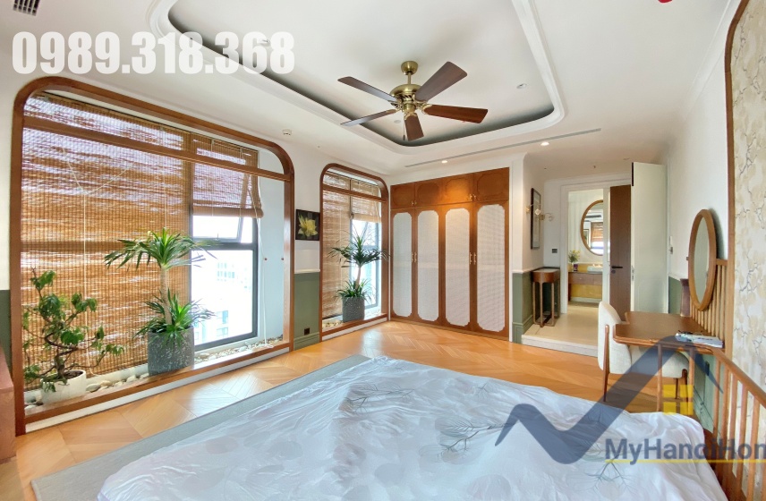 Cho thuê căn hộ đập thông 2PN, 2WC Vinhomes Symphony 150m2 16