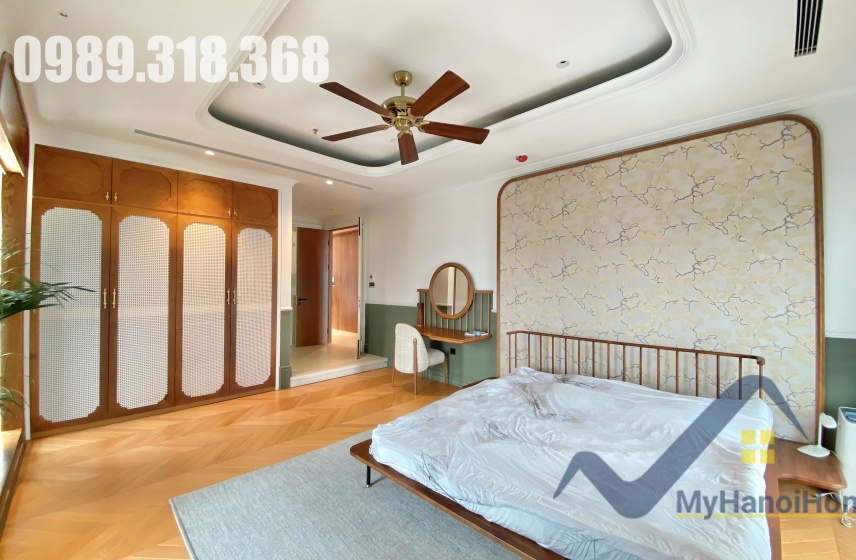 Cho thuê căn hộ đập thông 2PN, 2WC Vinhomes Symphony 150m2 18