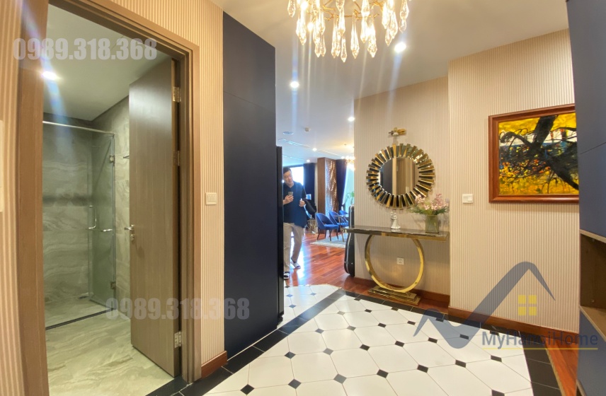 Cho thuê căn hộ đập thông 3PN, 4WC Vinhomes Symphony 130m2 11