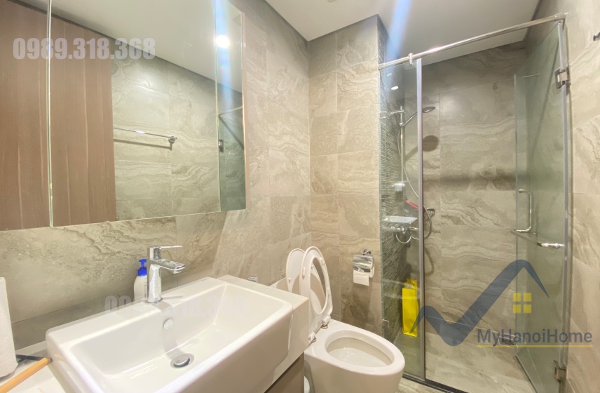 Cho thuê căn hộ đập thông 3PN, 4WC Vinhomes Symphony 130m2 16