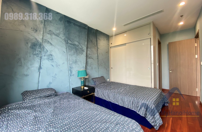 Cho thuê căn hộ đập thông 3PN, 4WC Vinhomes Symphony 130m2 23