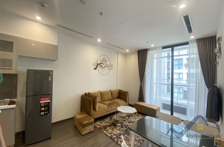 Cho thuê căn hộ đủ đồ Vinhomes Symphony 2PN 2WC 1