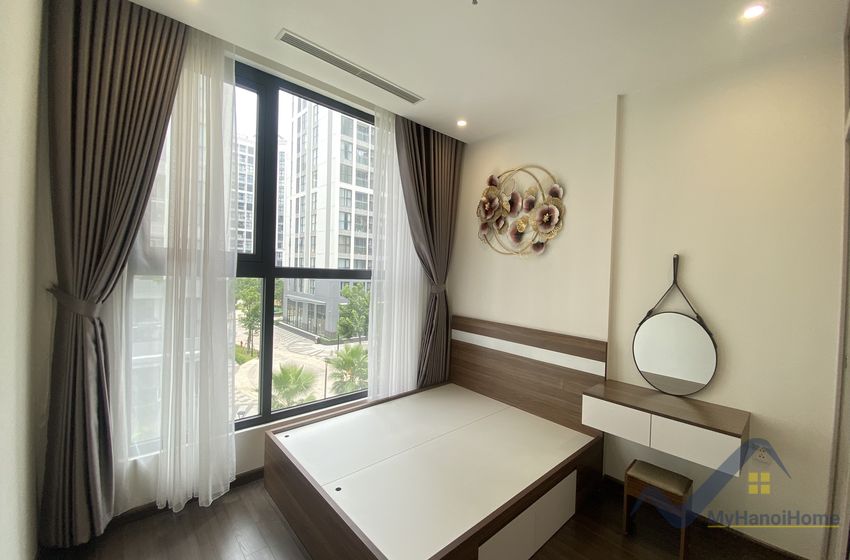 Cho thuê căn hộ đủ đồ Vinhomes Symphony 2PN 2WC 8